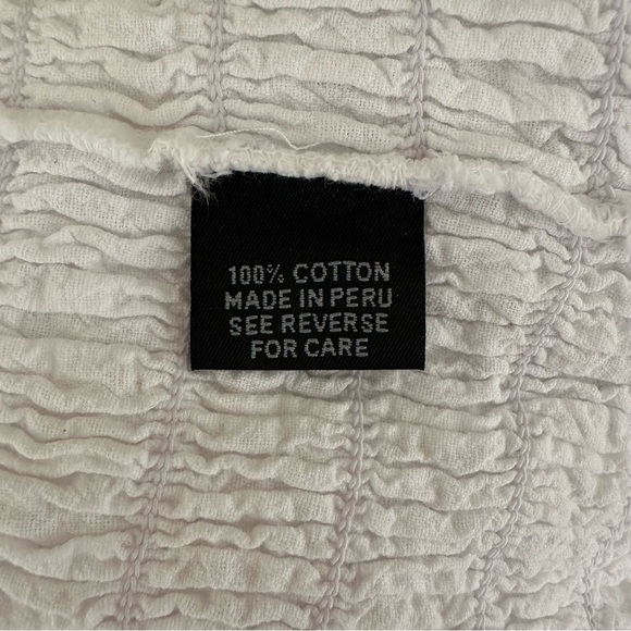 Giocam White Off The Shoulder Summer Vacation Ruffle Top 100% Cotton - Large - Picture 13 of 16